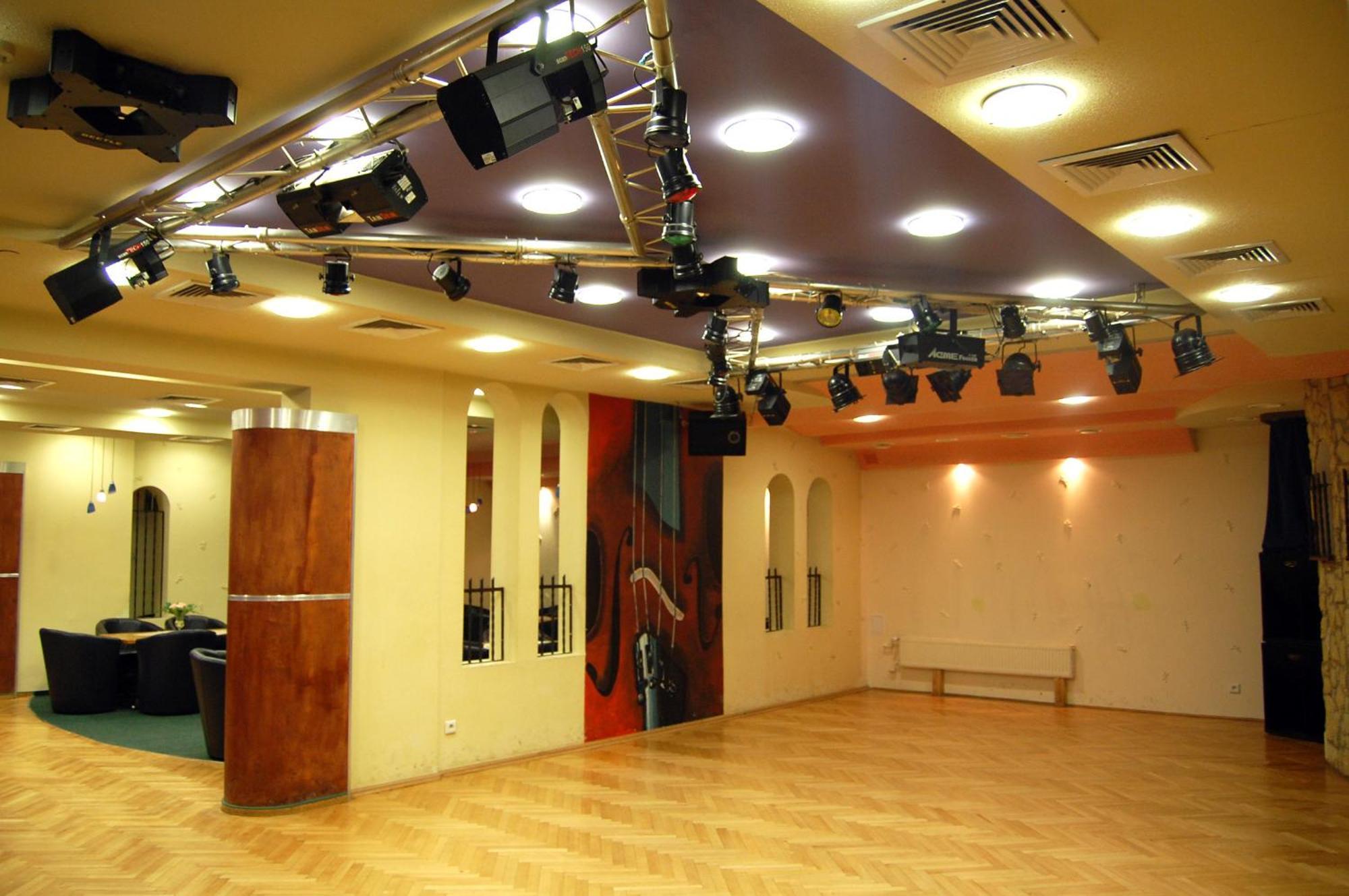 Hotel Zajazd Piastowski Kazimierz Dolny Bagian luar foto
