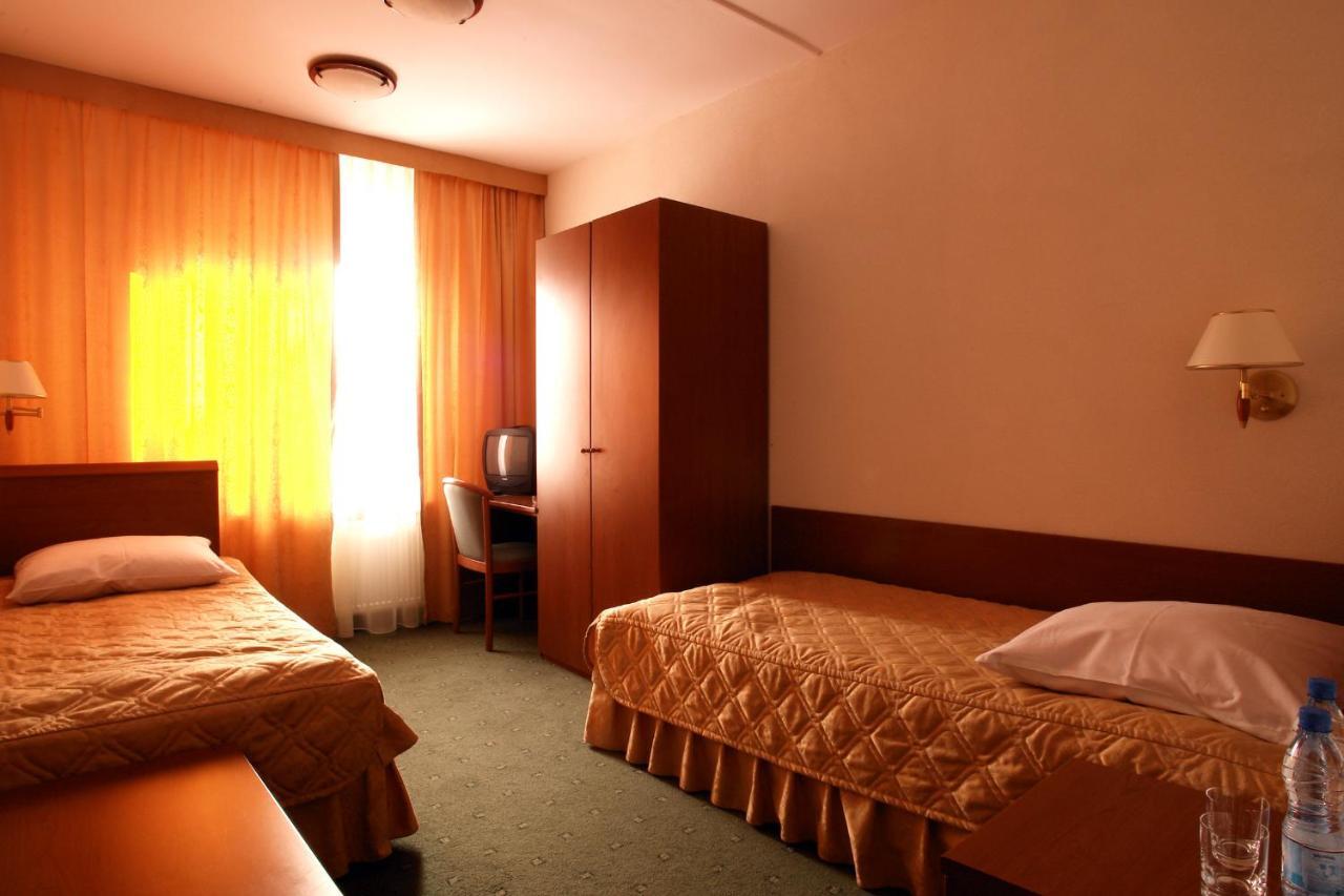 Hotel Zajazd Piastowski Kazimierz Dolny Ruang foto
